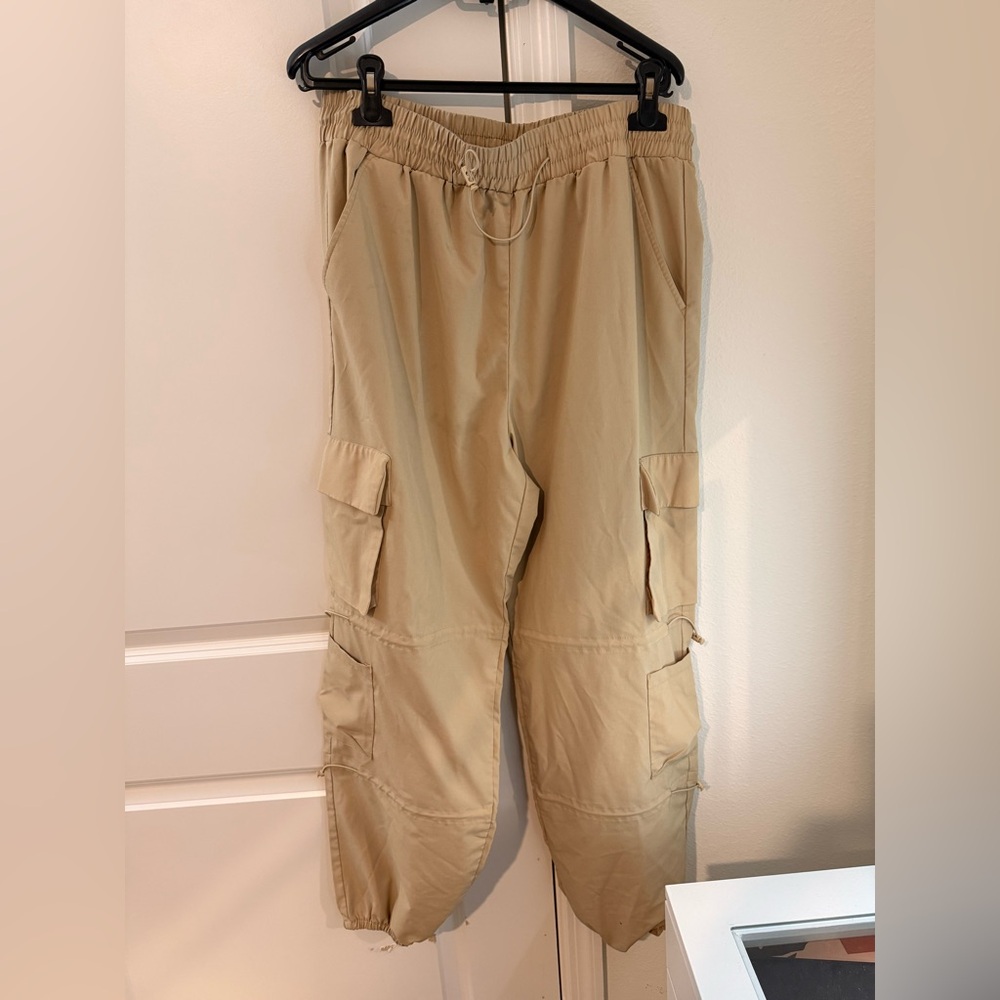 Men's Tan Cargo Pants